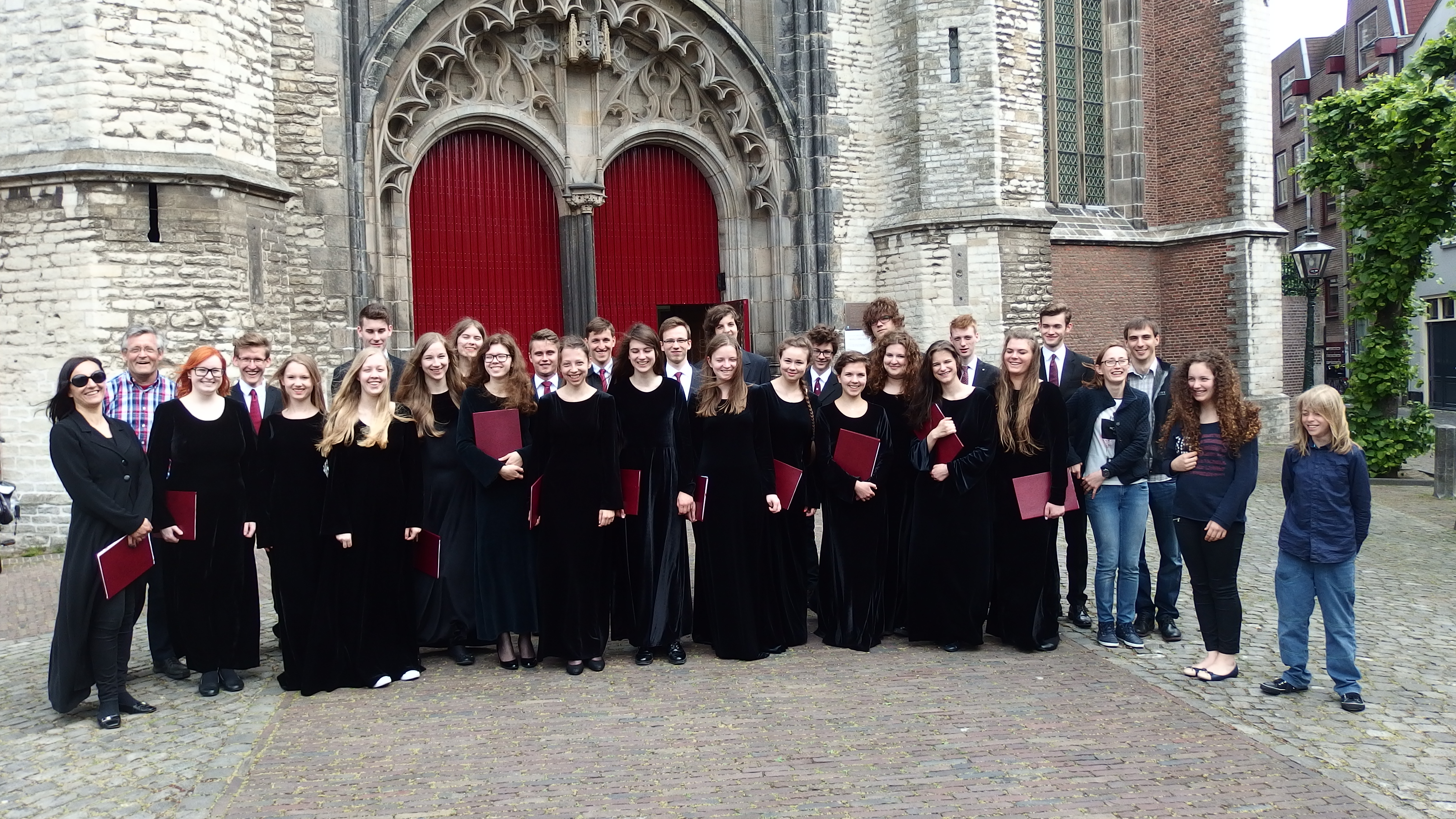 Semper Iuvenes at Hooglandsekerk